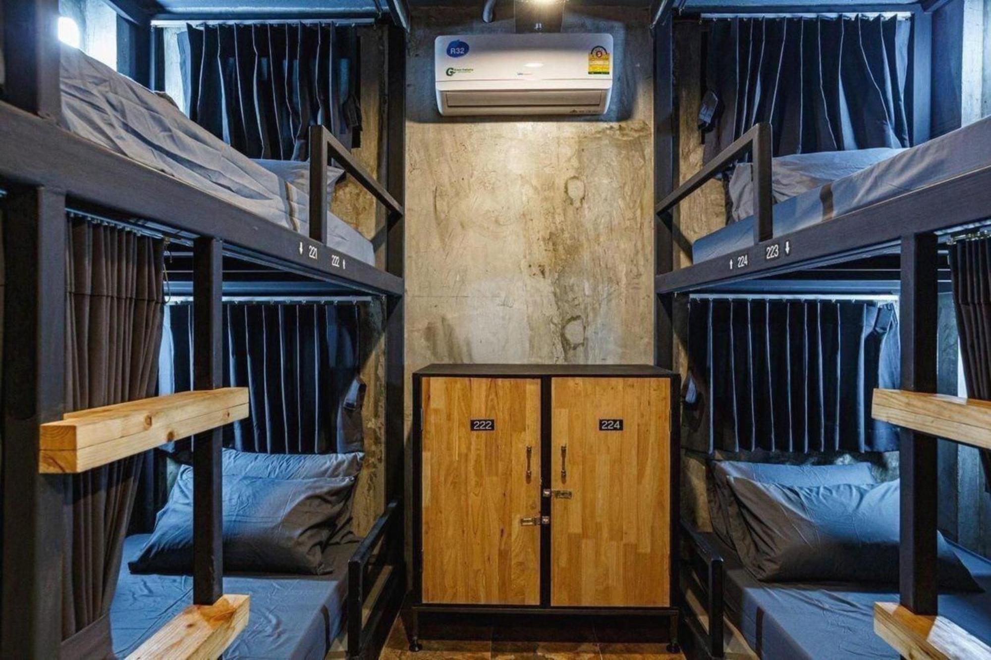 Episode 11 Hostel Bangkok Exterior foto